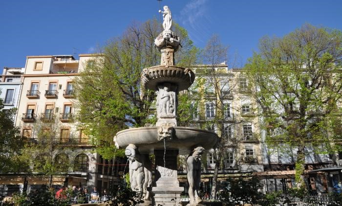 Giants Fountain in Bib Rambla Square